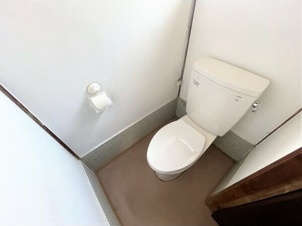近藤貸家のトイレ