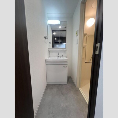 【洗面所】 | スワンズシティ大阪クレアスト | 洗面所です