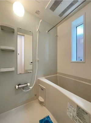 【浴室】 | オレンジハウス | 追い焚き機能、浴室乾燥機付きバス。