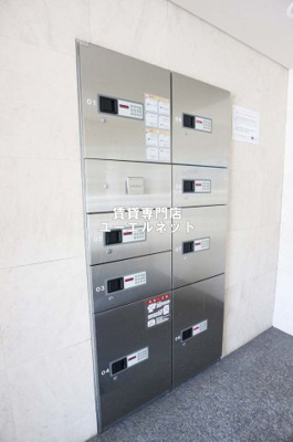 【その他共用部分】 | エルセレーノ吹田 | 宅配ボックスで荷物の受け取りラクラク◎