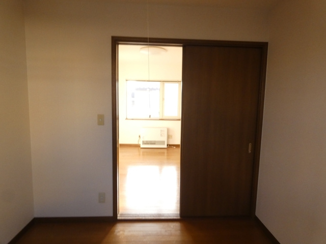 ＩＮ　ＦＵＭＩＺＯＮＯ（インフミゾノ）の洋室
