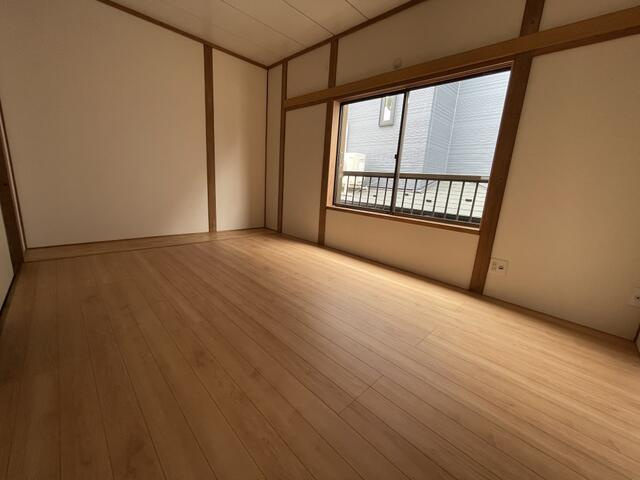 六実七丁目貸家の子供部屋