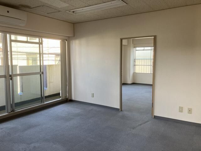 古川ビルの寝室