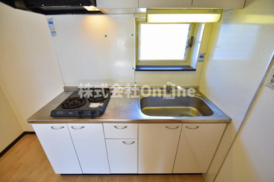 【キッチン】 | エストレヤ荒川