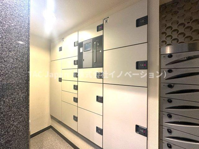 コスモ小竹向原メユールの設備|不在時でも荷物の受け取りができる宅配ボックス付きで、毎日がもっと便利に。