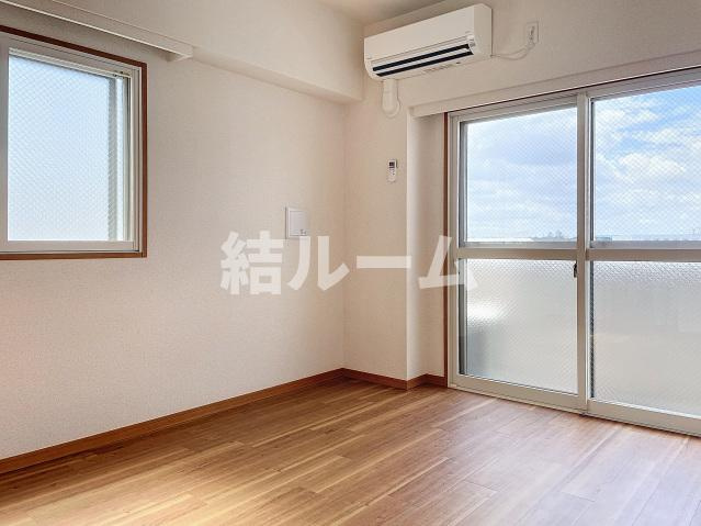 板橋区東新町１丁目の賃貸マンションの居間・リビング