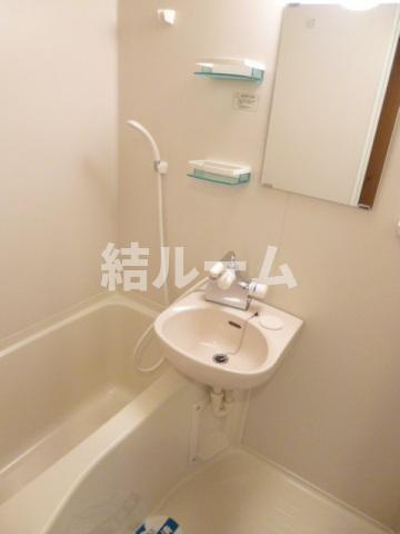 板橋区東新町１丁目の賃貸マンションの浴室