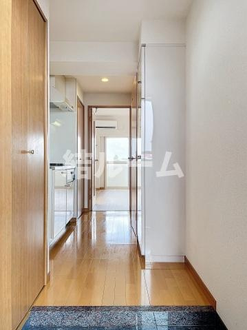 板橋区東新町１丁目の賃貸マンションの玄関