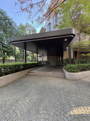 【エントランス】 | アルカサル目黒花房山 | 月額管理料無料！賃貸管理はアブレイズパートナーズにお任せを！