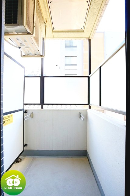 スパシエルクス門前仲町のバルコニー