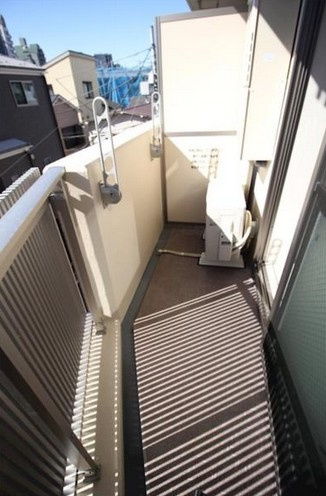【バルコニー】
