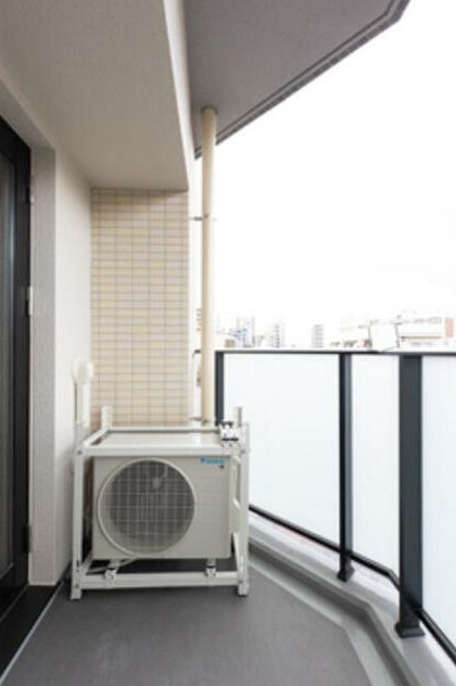 【バルコニー】