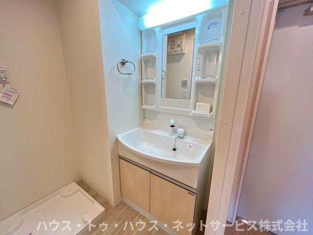 葉山レジデンスⅢの洗面所