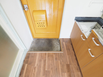 【玄関】 | ナロービル