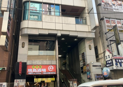 【外観】 | 八王子ステーションフロント | 隣家の土地はどうなっているのか、生活利便施設が近くにあるのか、学校まで近いかなど、お客様のライフスタイルにあわせたイメージが重要です。また、近くにあると困る施設が近くにないかも確認するといいでしょう。