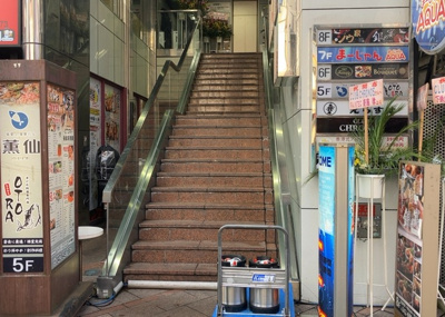 【外観】 | 八王子ステーションフロント | 人が暮らすうえで日光は大切な要素となります。日当たりの良さは譲れないポイントですね。併せて近くに大きな建築物の建築予定がないか、あるいはそれが可能な土地が近くにないか事前に確認することもお勧めします。