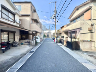 【前面道路含む現地写真】 | 宇治市木幡御園　中古戸建 | 〈こちらの物件〉に興味がある方はお気軽にお問い合わせ下さい！月々のお支払い希望額からお客様が購入可能な物件の価格をシミュレーション致します(*´▽｀*)