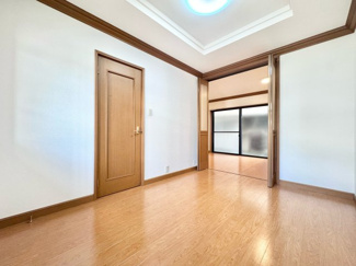 【洋室】 | 宇治市木幡御園　中古戸建 | 【1階洋室6.0帖】