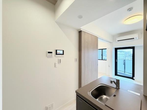 アジールコート町屋の居間・リビング