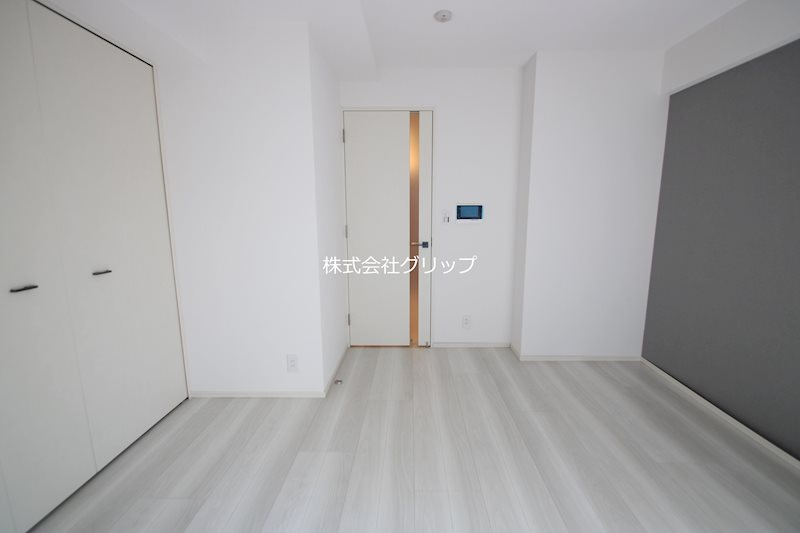 RELUXIA TERRACE 横濱吉野町の居間・リビング