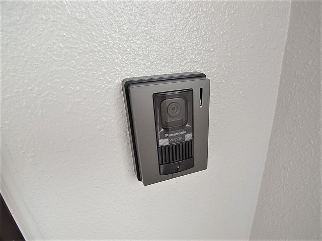 ベル・アエフのセキュリティ|ＴＶモニター連動インターホン