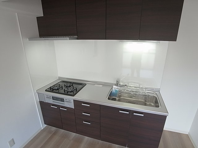 ベル・アエフのキッチン|料理がはかどる３口ガスグリル付システムキッチン