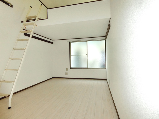 【居間・リビング】 | 同物件内参考画像