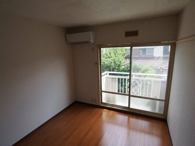 エクセルハイツの居間・リビング