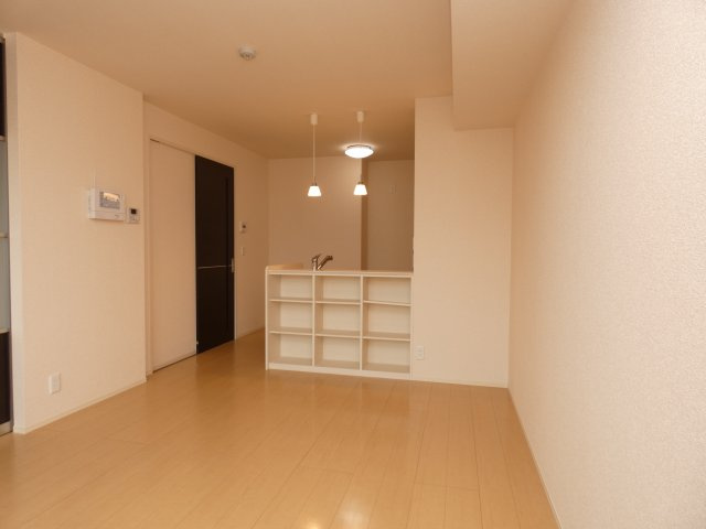 VILLA DEL SOLの居間・リビング|VILLA DEL SOL