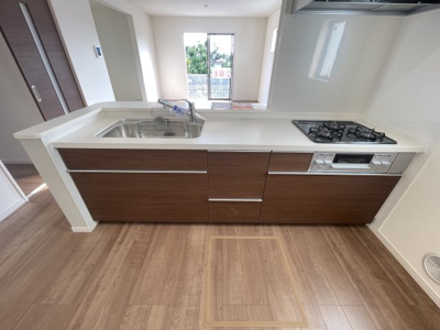 【キッチン】 | 八重瀬町与座（全6棟） | ※同仕様写真です