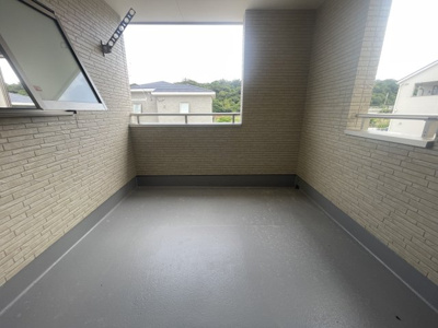 【バルコニー】 | 八重瀬町与座（全6棟） | ※同仕様写真です