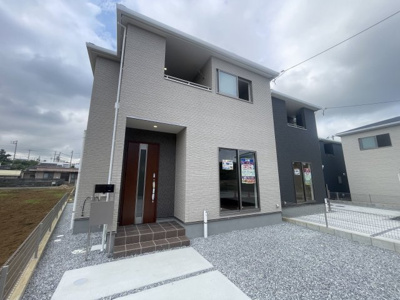 【居間・リビング】 | 八重瀬町与座（全6棟） | ※同仕様写真です