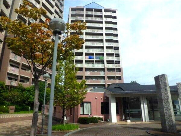 シンフォニアみなみが丘 C棟の外観