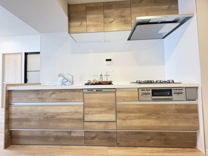 【キッチン】アンビックス志賀ストリートタワー 