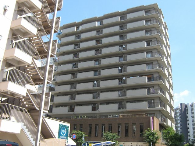 藤和ハイタウン守山の外観