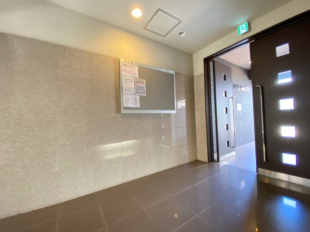 FDS KOHAMA WESTのロビー