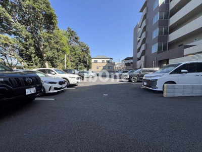 【駐車場】 | エストレヤ