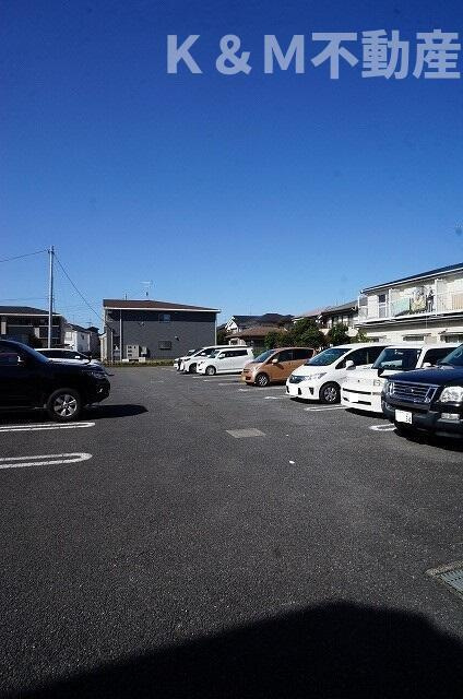 ハイム・コンフォート新松戸の駐車場|駐車場完備です