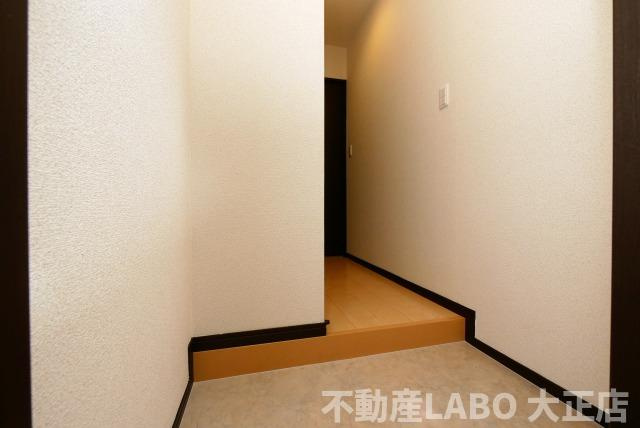 フジパレス住之江Ⅱ番館の玄関