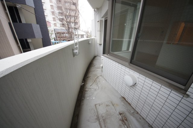 【バルコニー】