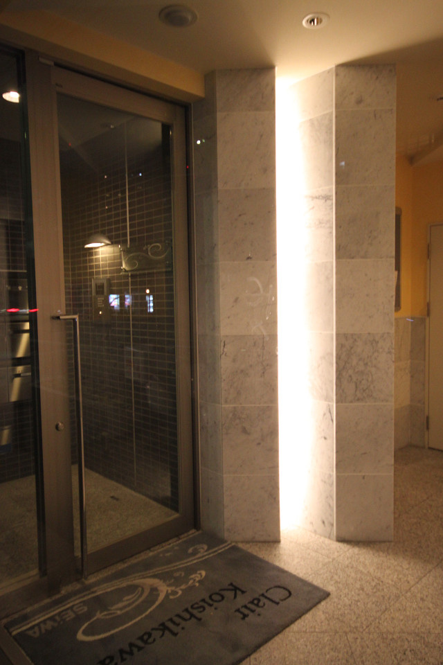 【エントランス】