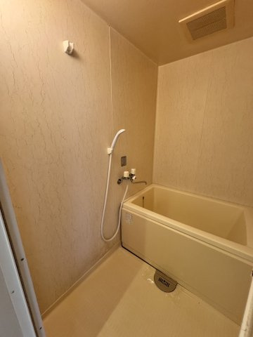 くぼた遊はうすの浴室