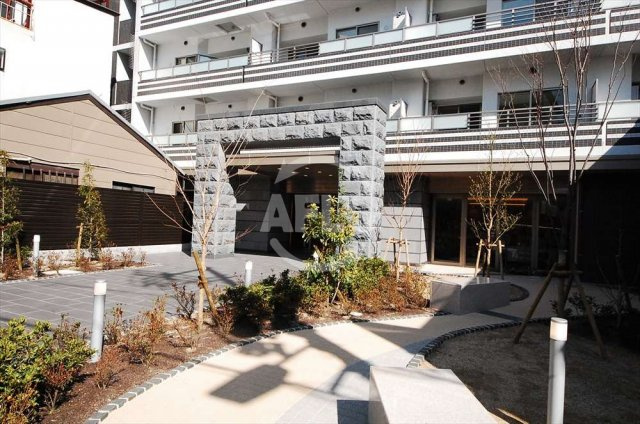 プレサンスロジェ難波GRANDWEST　塩草立葉小学校区のその他共用部分|プレサンスロジェ難波GRANDWEST　アプローチ