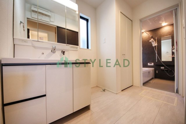 【独立洗面台】