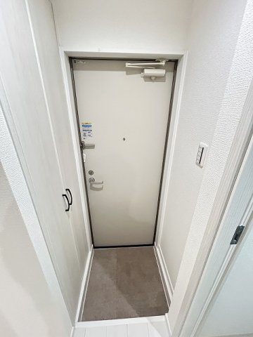 H-maison衣摺Ⅱの玄関