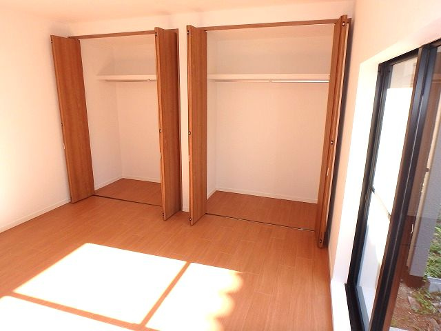 【洋室】 | 元八王子町　リフォーム中古