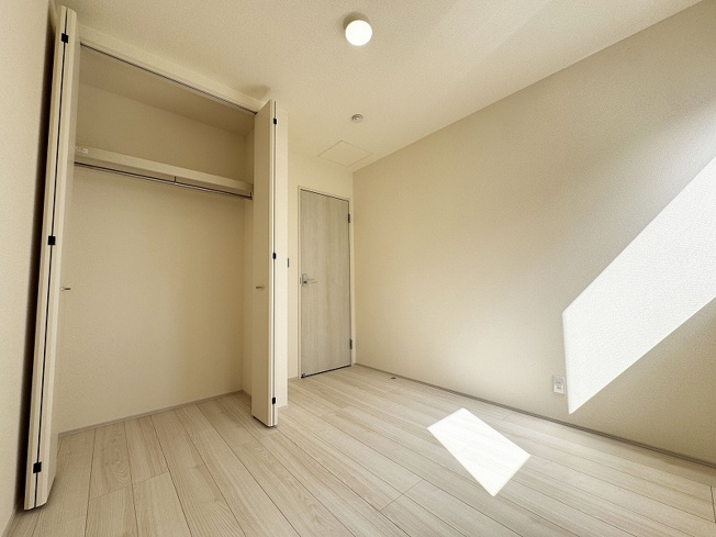 【洋室】 | 富士見市渡戸2丁目　新築一戸建住宅　全1棟　(ふじみ野店) | 洋室4.7帖。