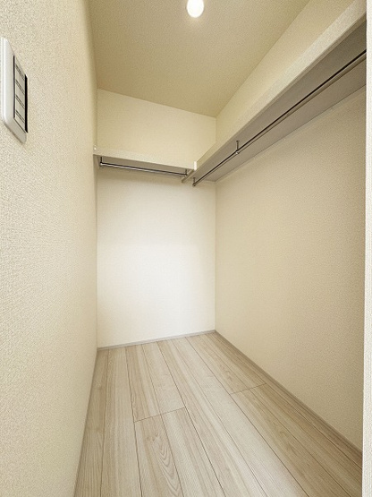 【収納】 | 富士見市渡戸2丁目　新築一戸建住宅　全1棟　(ふじみ野店) | 衣類やお荷物をまとめて収納できるウォークインクローゼットを完備。