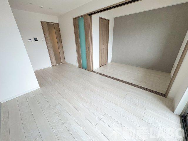 カウニス　ルーチェの洋室