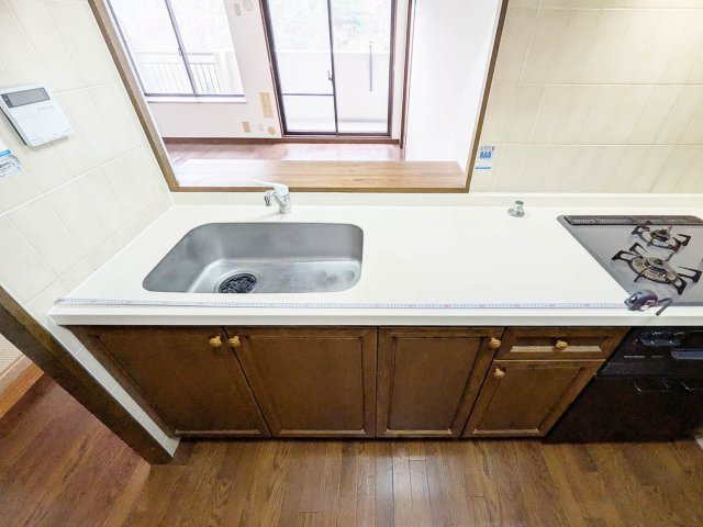 ルネ神戸北町Ⅱサウスコート2番館のキッチン|水回り設備もきれいにお使いです